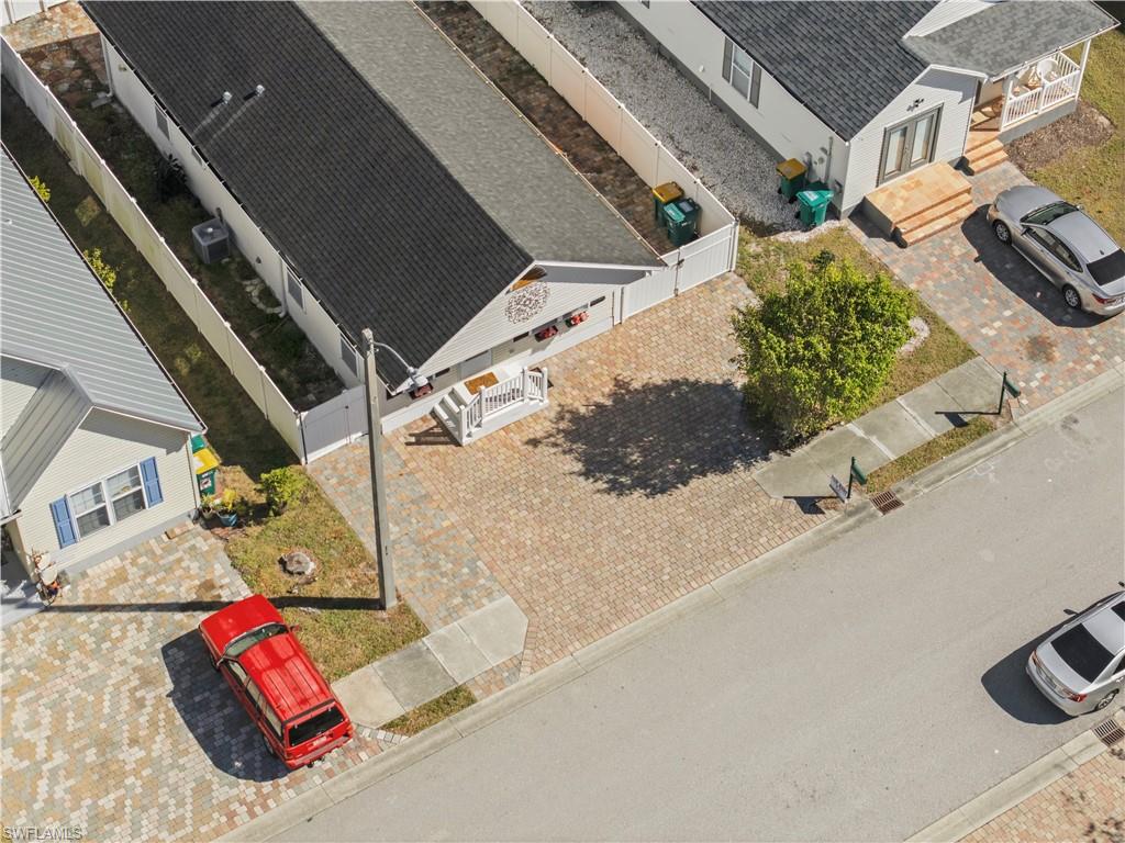 LEAWOOD LAKES - Residential Lease