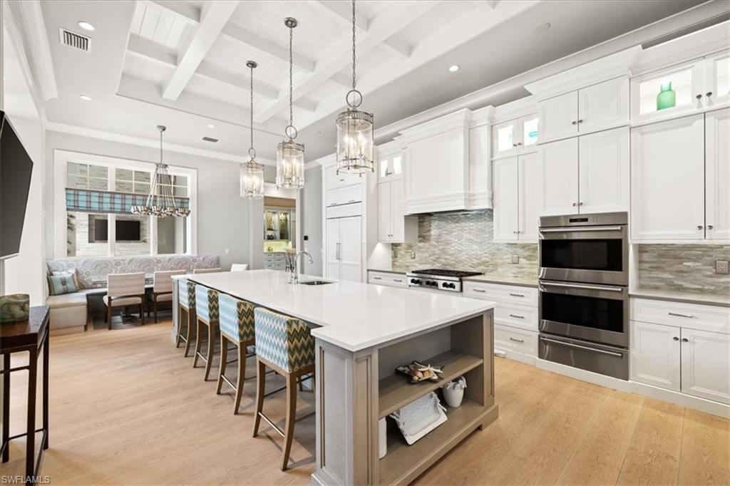 MOORINGS - Residential