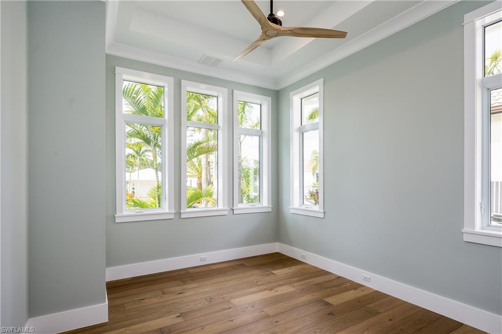 ROYAL HARBOR - Residential