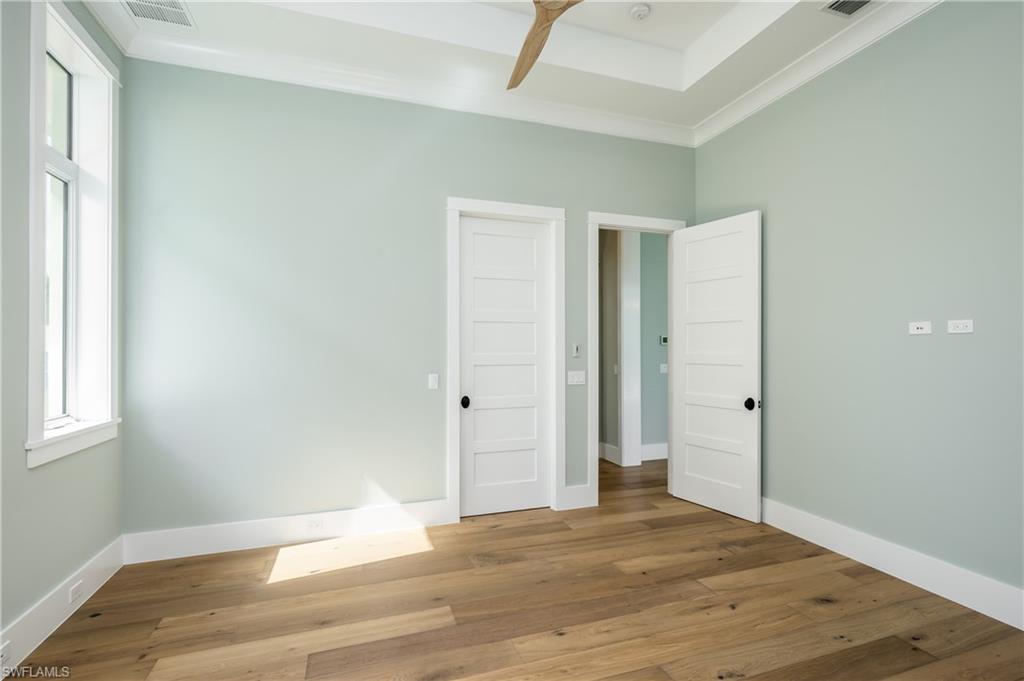 ROYAL HARBOR - Residential