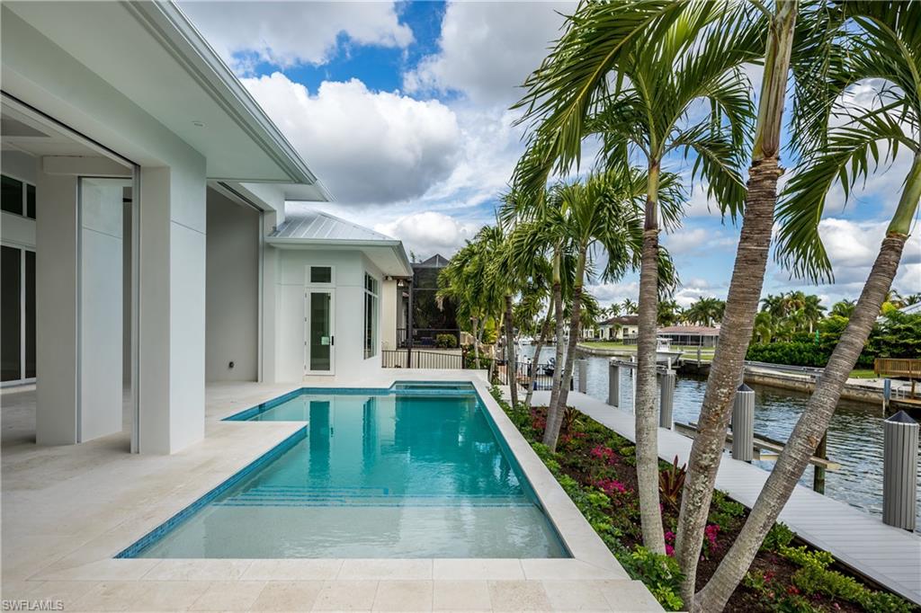 ROYAL HARBOR - Residential