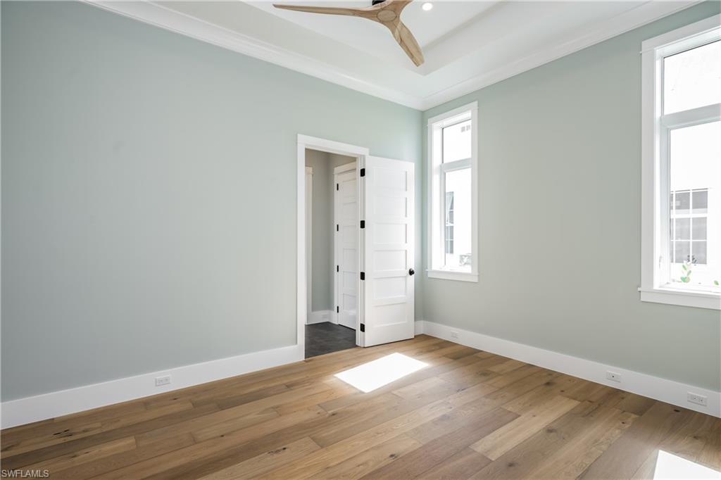 ROYAL HARBOR - Residential