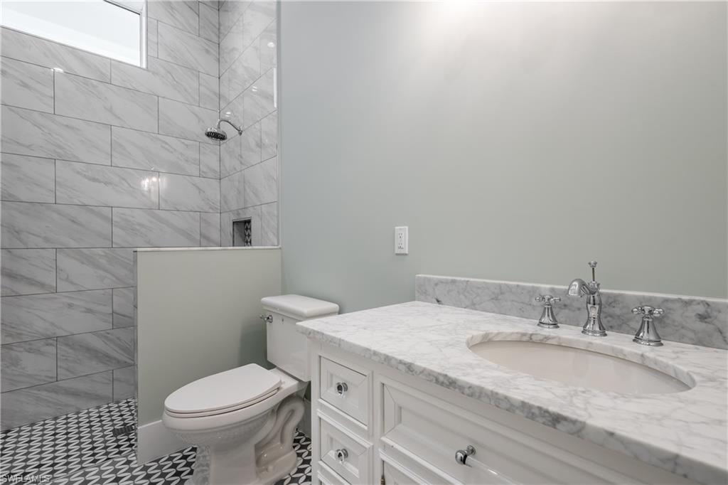 ROYAL HARBOR - Residential