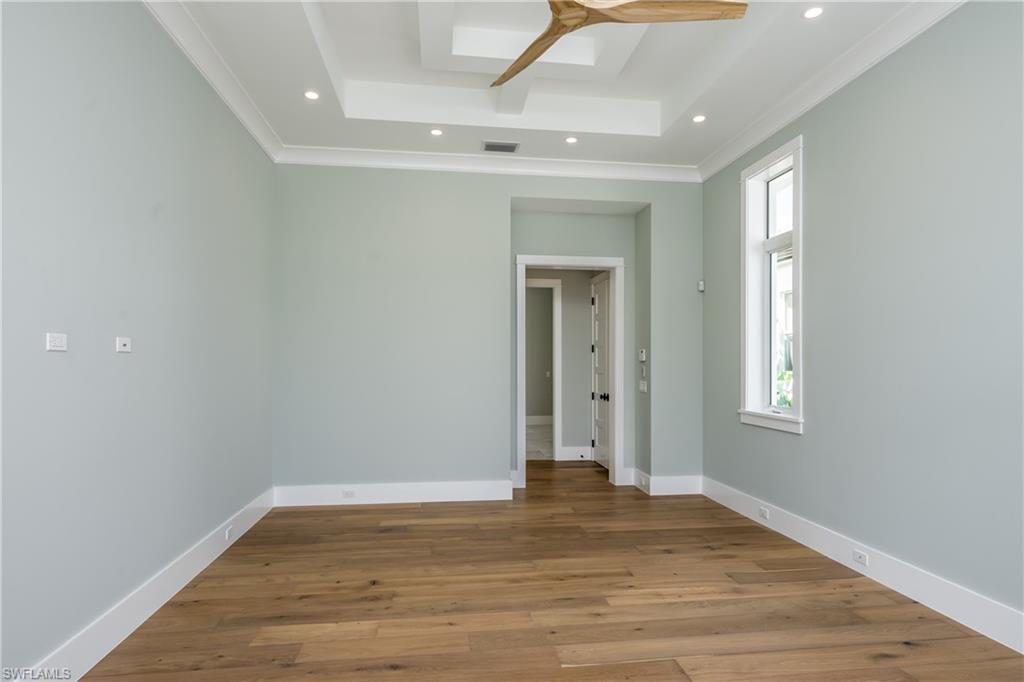 ROYAL HARBOR - Residential