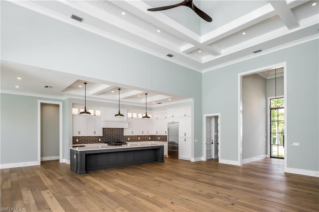 ROYAL HARBOR - Residential