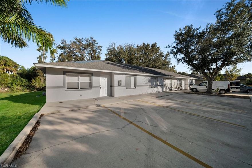 Convenience 2BED/2BATH POOL Apartment in SE of Cape Coral. Special Offer! Qualify for a deposit-free option and save on move-in costs!
Charming 2-Bedroom apartment with a community Pool in Cape Coral, FL!