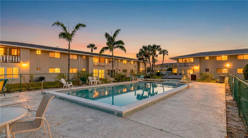 FAIRWAYS CONDO - Residential