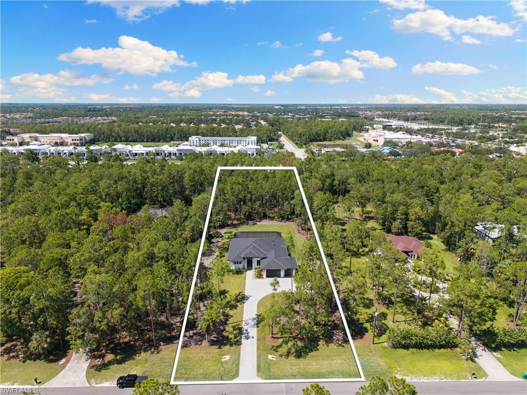 COLLIER WOODS - Residential