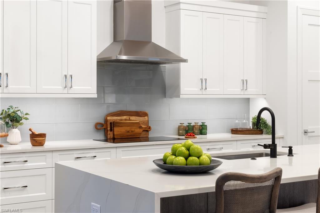 COLLIER WOODS - Residential