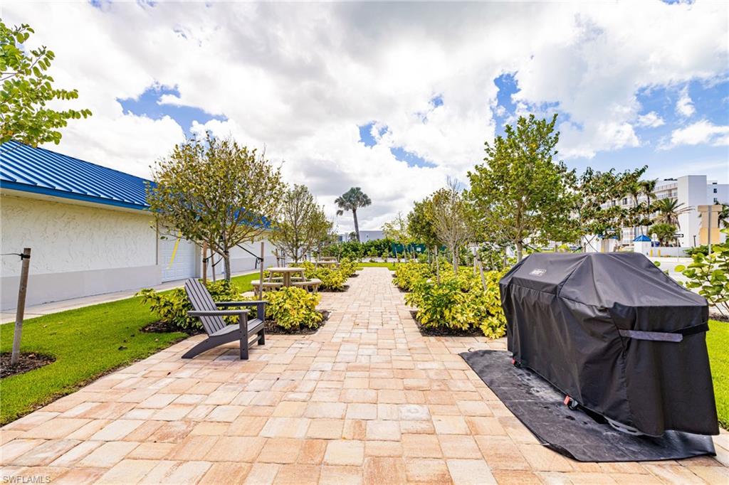 BONITA BEACH CLUB - Residential