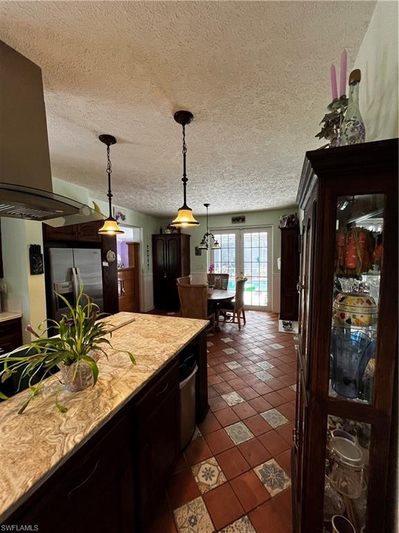 RIVERSIDE - Residential