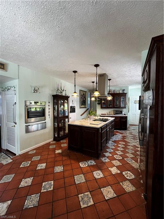 RIVERSIDE - Residential