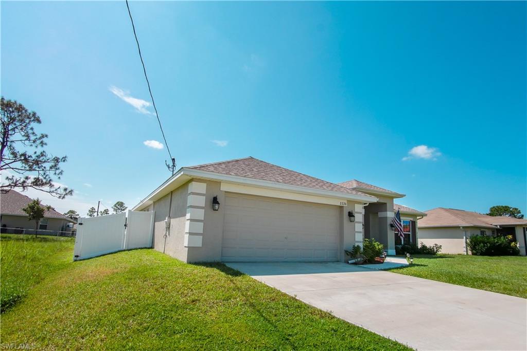 CAPE CORAL - Residential