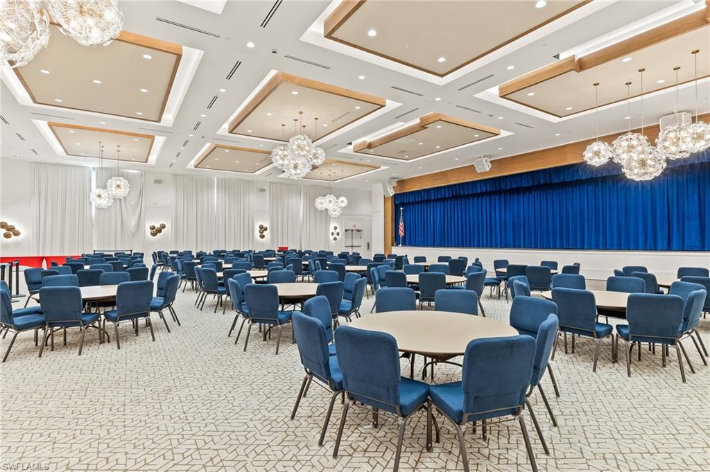 VALENCIA TRAILS - Residential