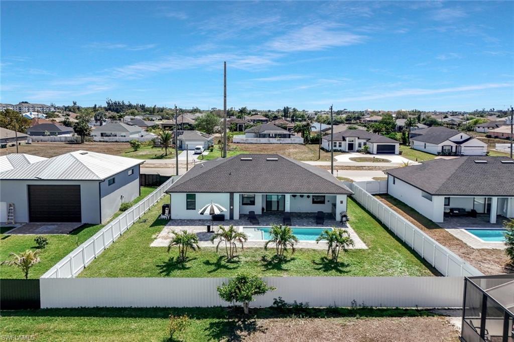 CAPE CORAL - Residential