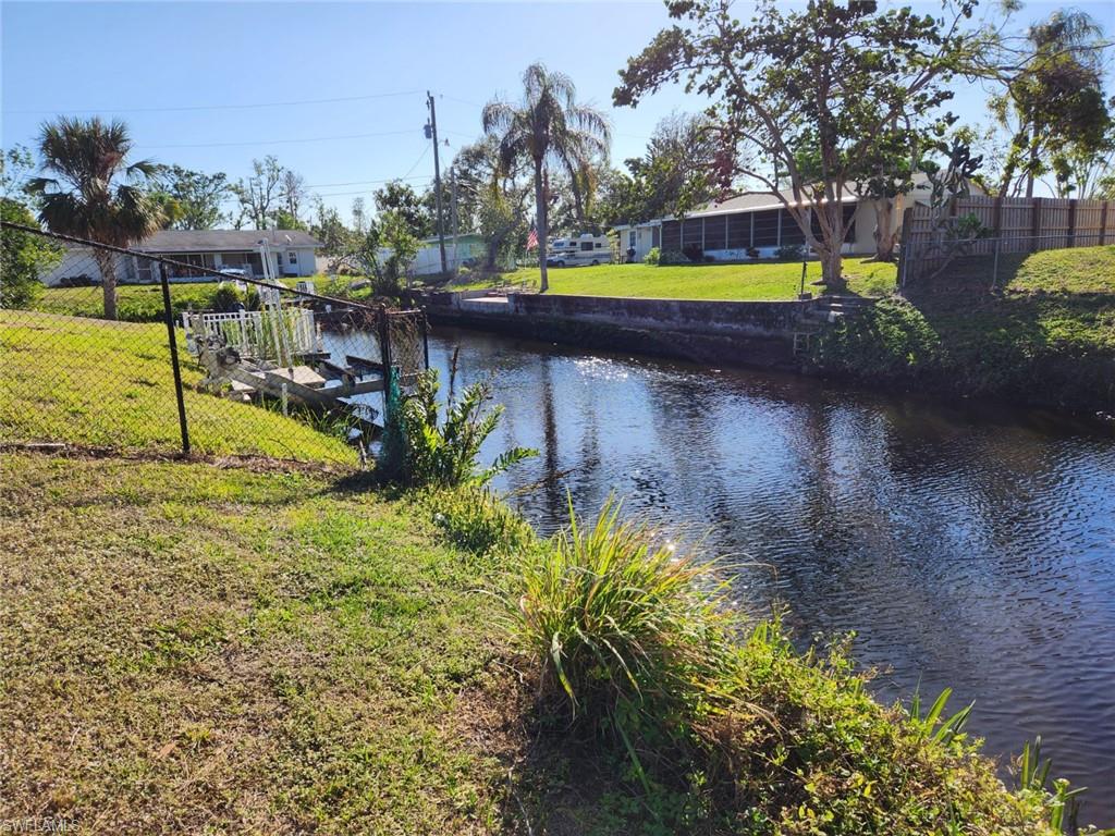 EDGEWATERS GARDENS - Residential