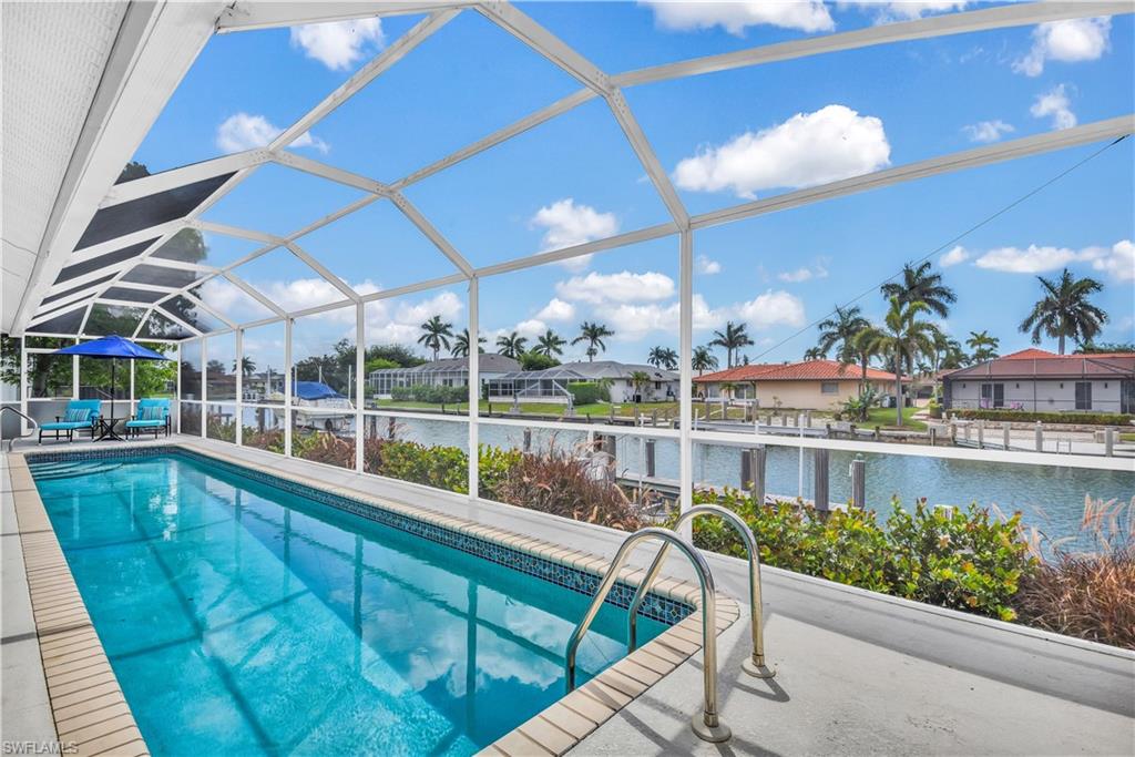 MARCO BEACH - Residential