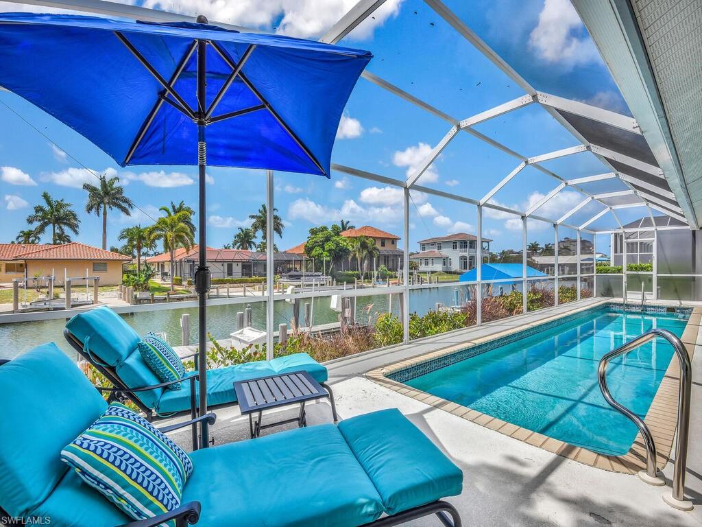 MARCO BEACH - Residential