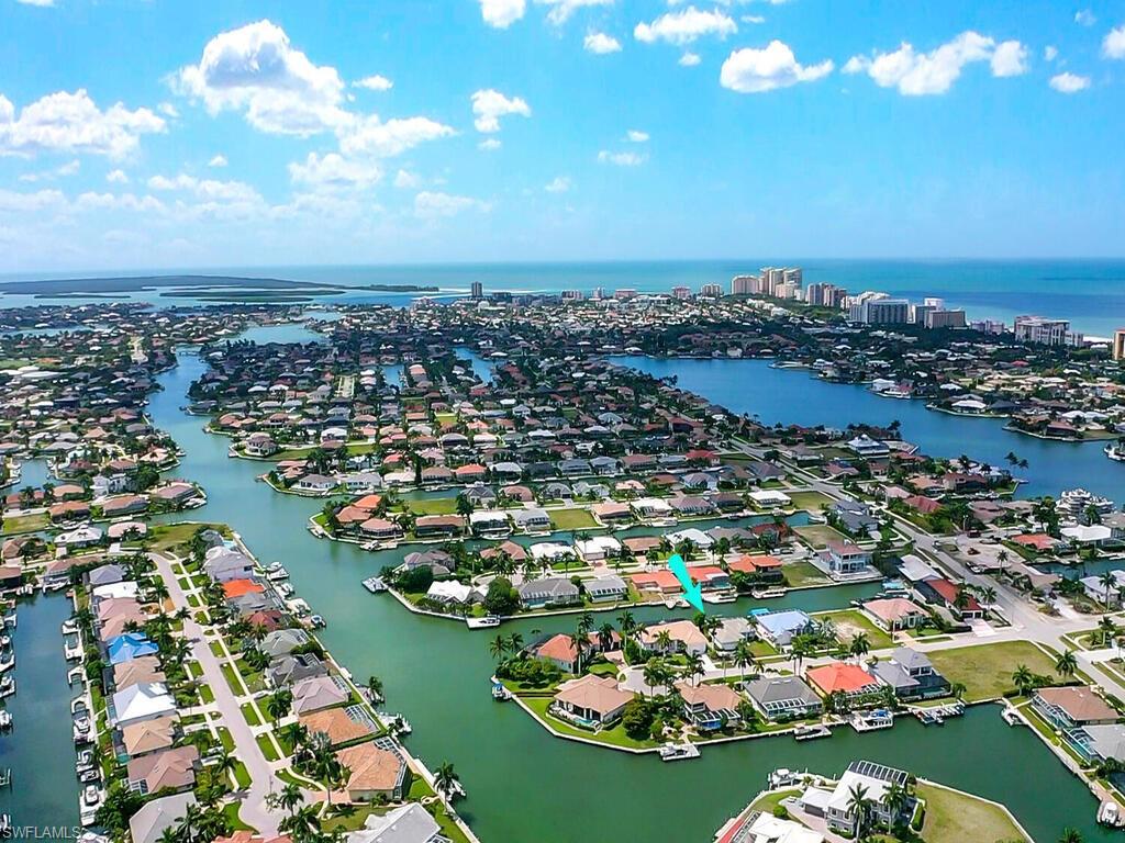 MARCO BEACH - Residential