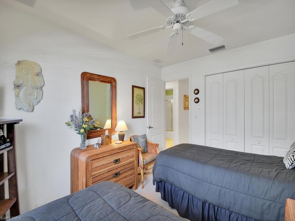 MARCO BEACH - Residential