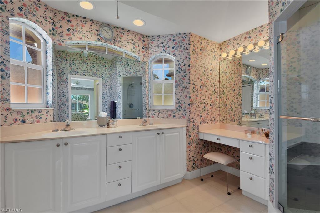 MARCO BEACH - Residential