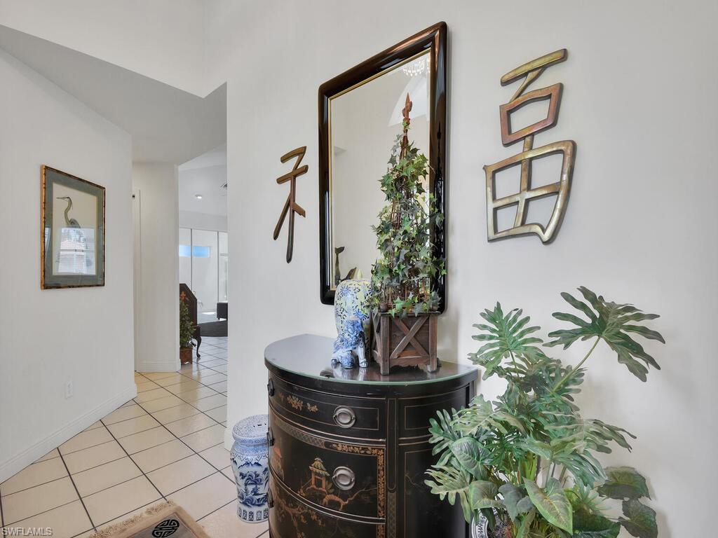 MARCO BEACH - Residential