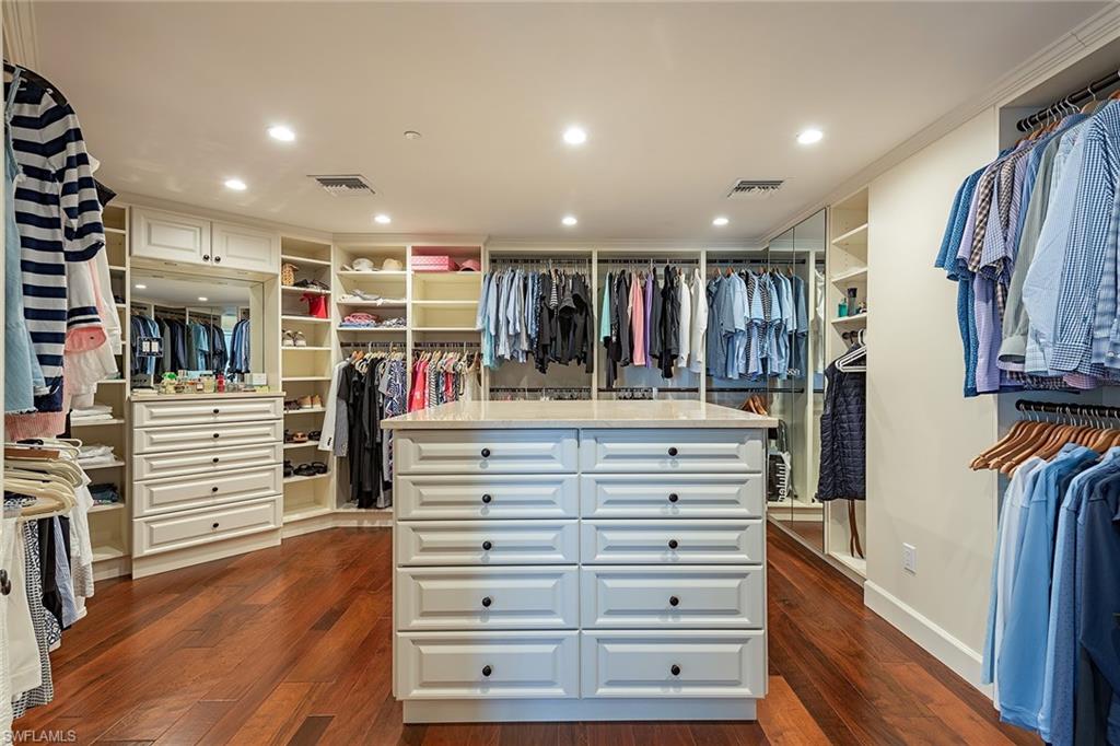 BILTMORE AT BAY COLONY - Residential