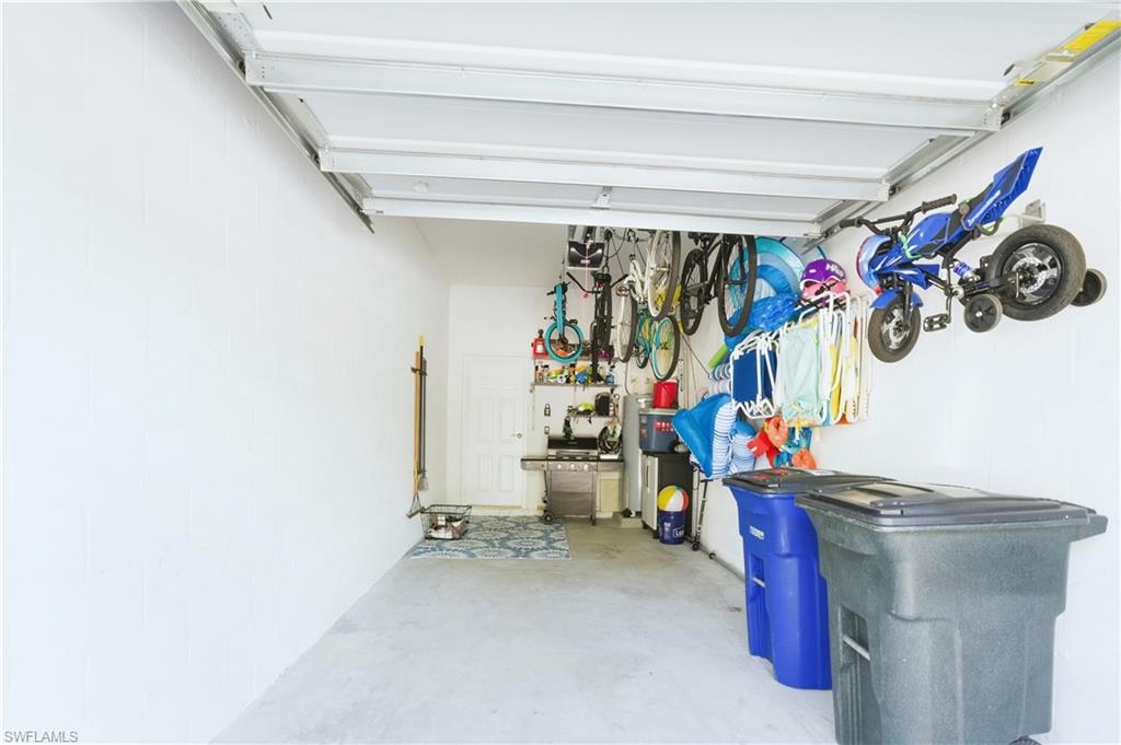 CREEKSIDE PRESERVE - Residential