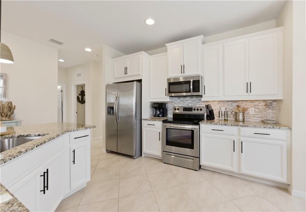 CREEKSIDE PRESERVE - Residential