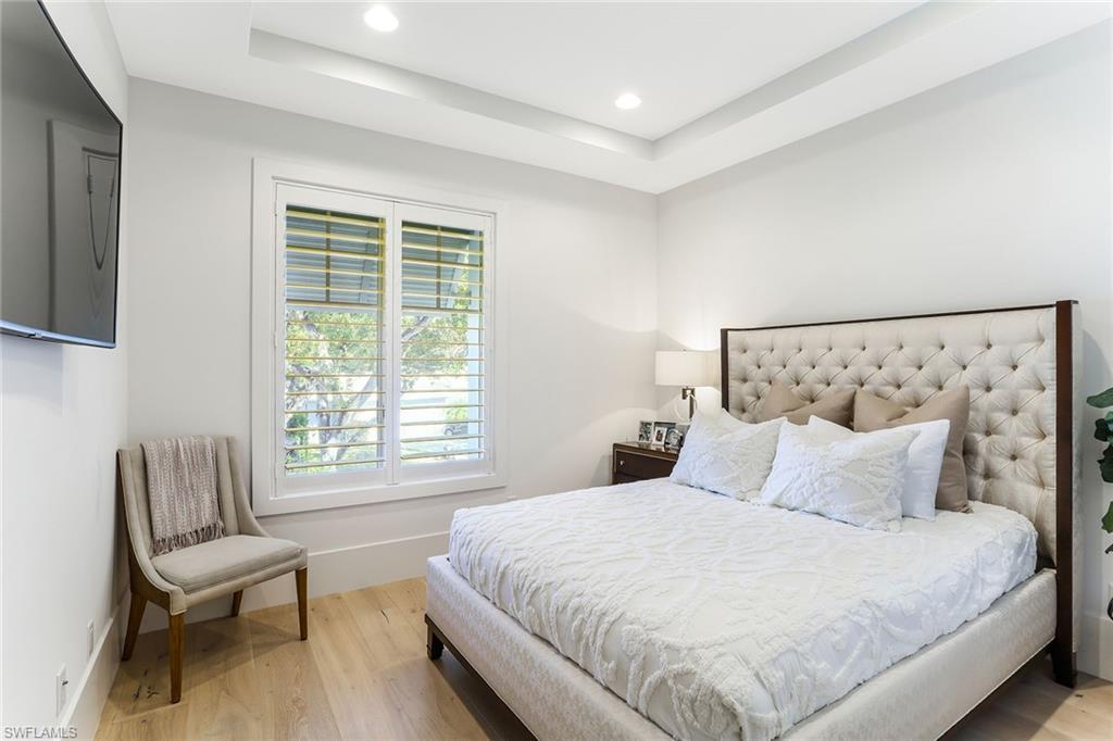 OLDE NAPLES - Residential