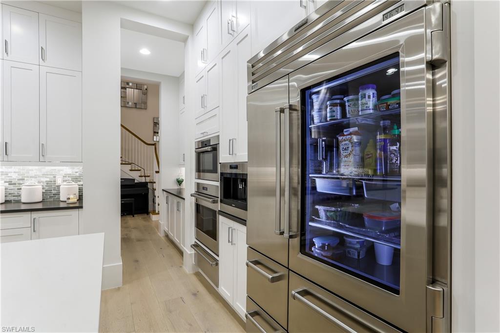 OLDE NAPLES - Residential