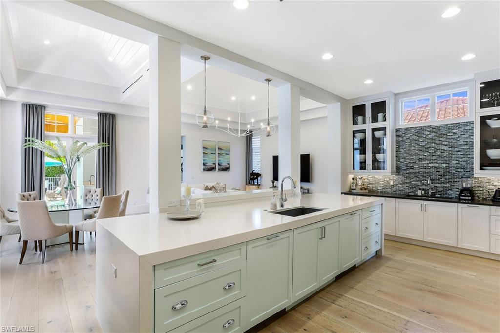 OLDE NAPLES - Residential