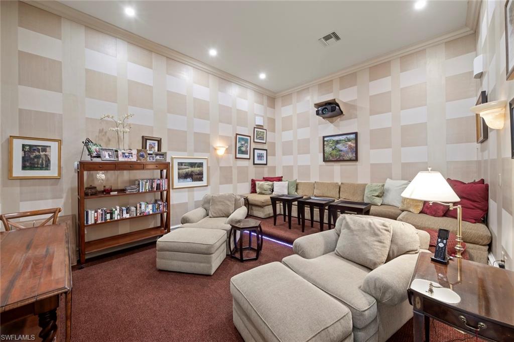 QUAIL WEST - Residential