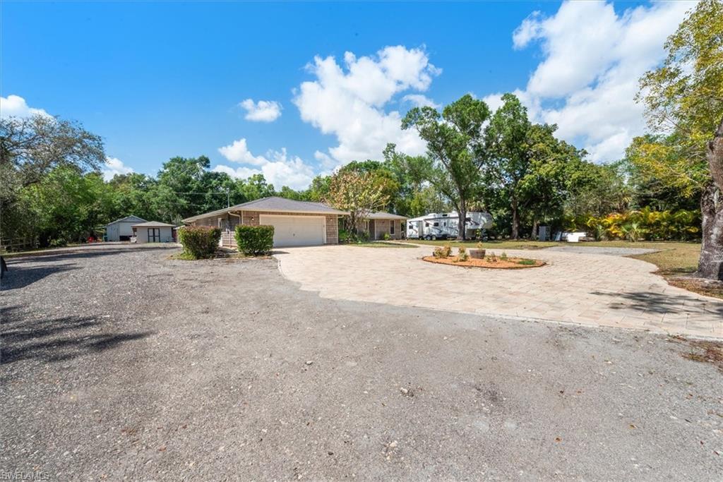 BRIARCLIFF - Residential