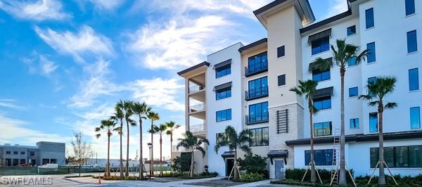 QUATTRO AT NAPLES SQUARE - Residential