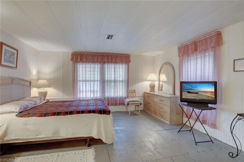 OLD BRIDGE VILLAGE - Residential