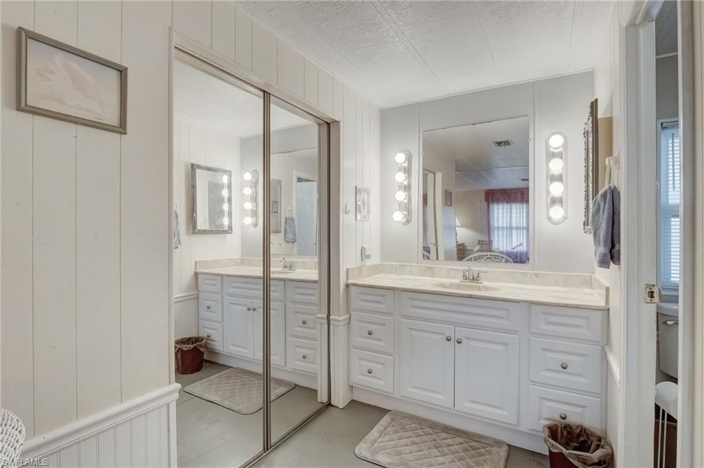 OLD BRIDGE VILLAGE - Residential