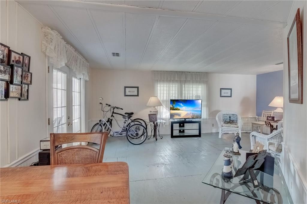 OLD BRIDGE VILLAGE - Residential