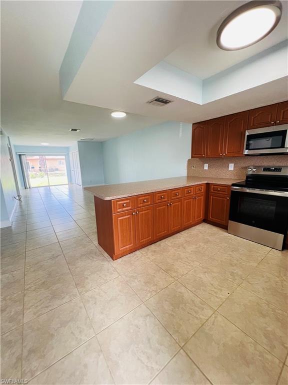 CAPE CORAL - Residential Lease