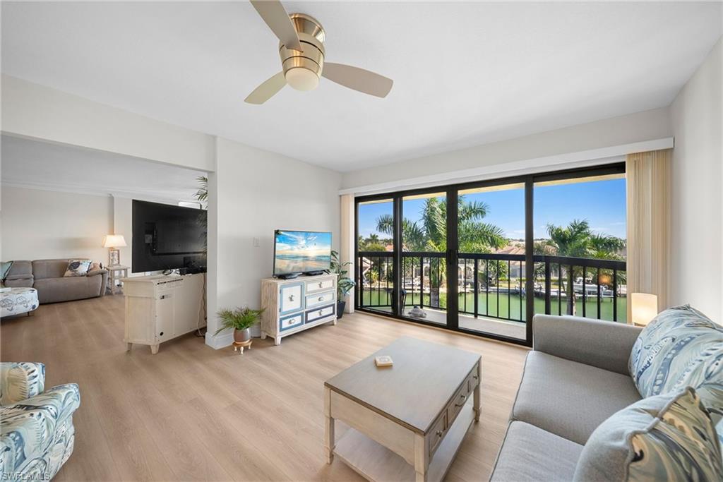 TROPICAL ISLE - Residential