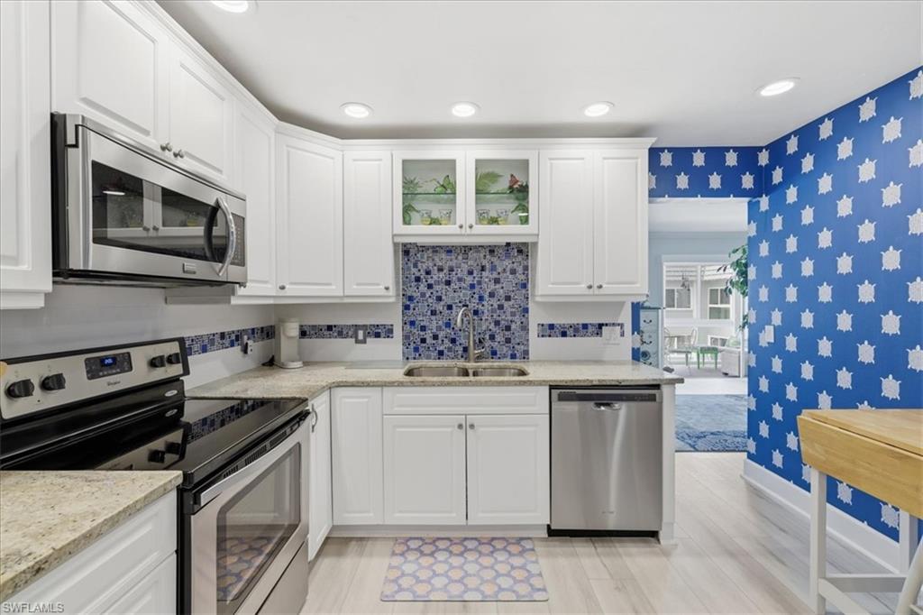 BAY HARBOR CLUB CONDO - Residential