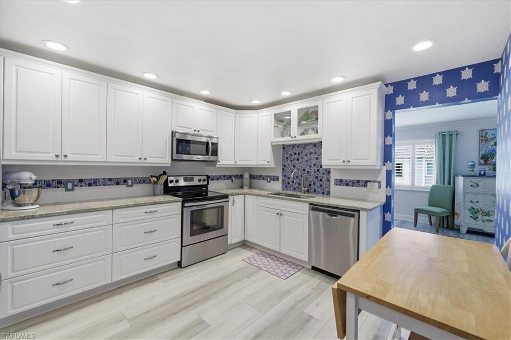 BAY HARBOR CLUB CONDO - Residential