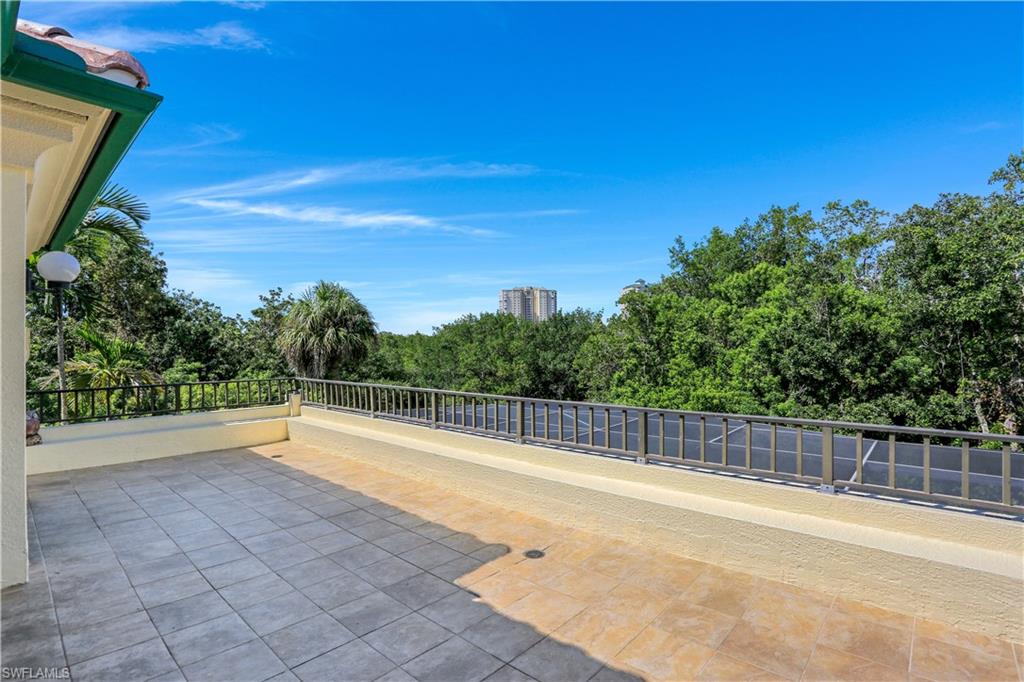 VIZCAYA AT BAY COLONY - Residential