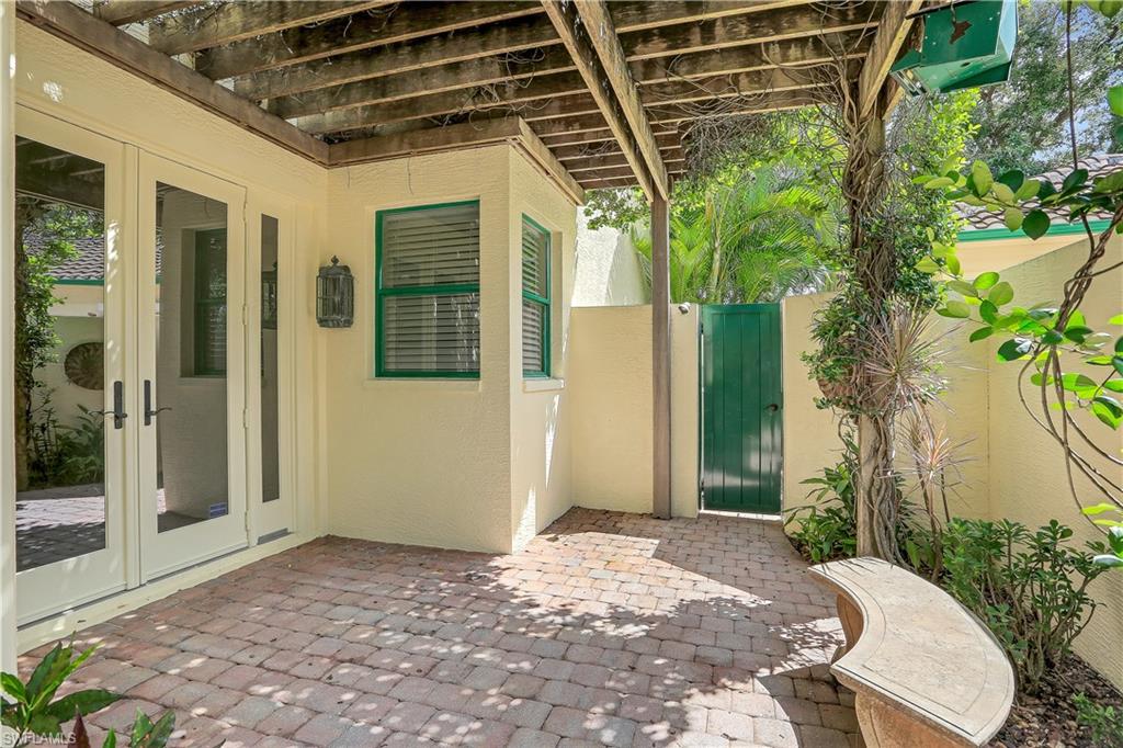 VIZCAYA AT BAY COLONY - Residential