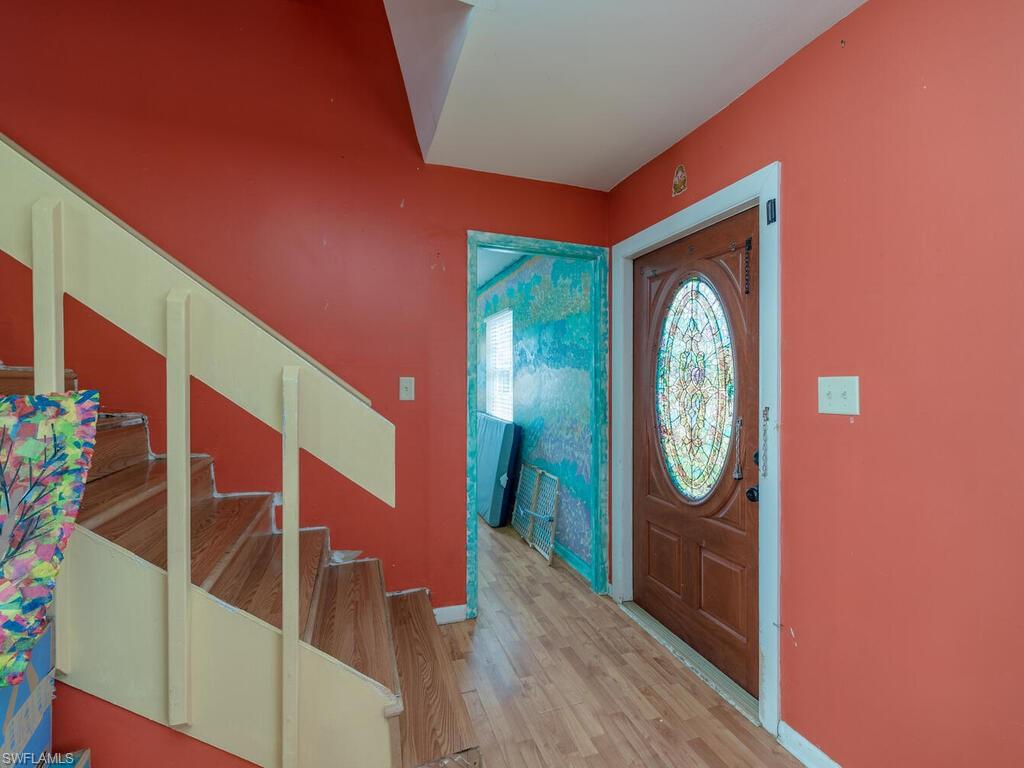 SAN CARLOS PARK - Residential