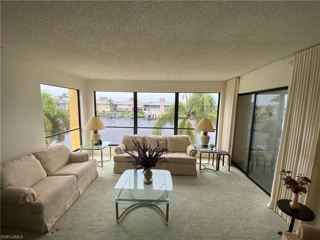 PARK VIEW CONDO - Residential