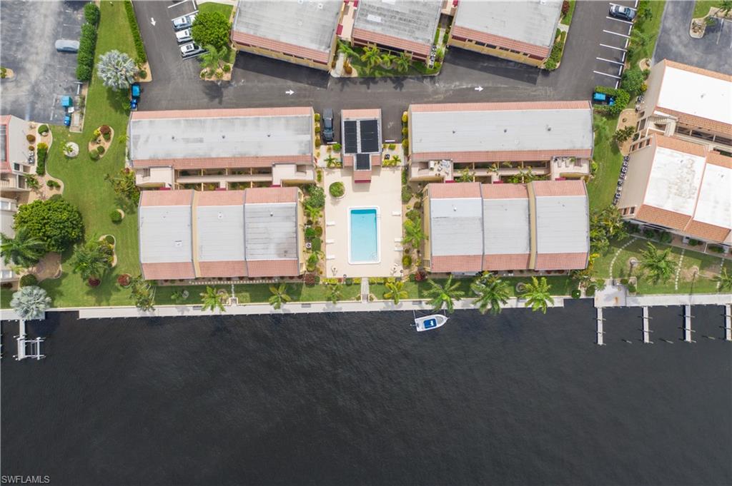 PARK VIEW CONDO - Residential