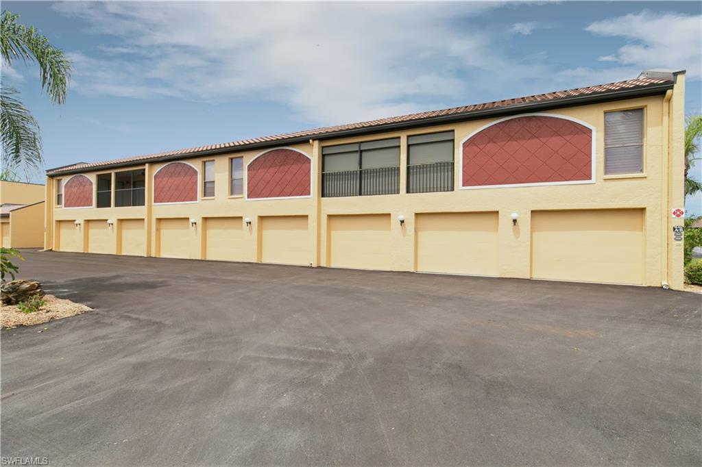 PARK VIEW CONDO - Residential