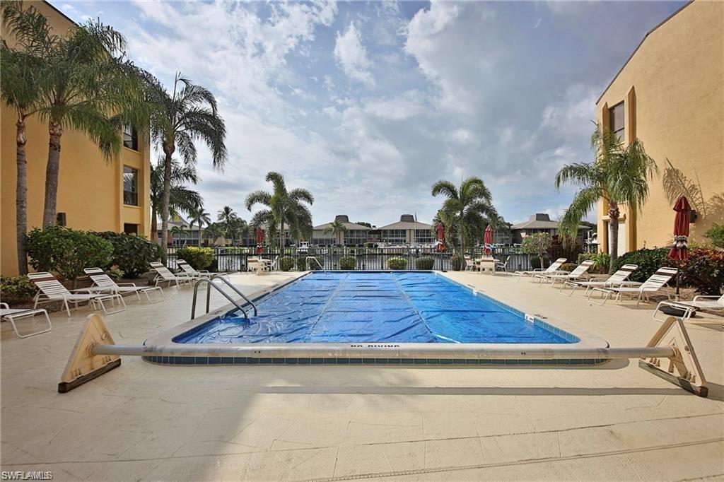 PARK VIEW CONDO - Residential