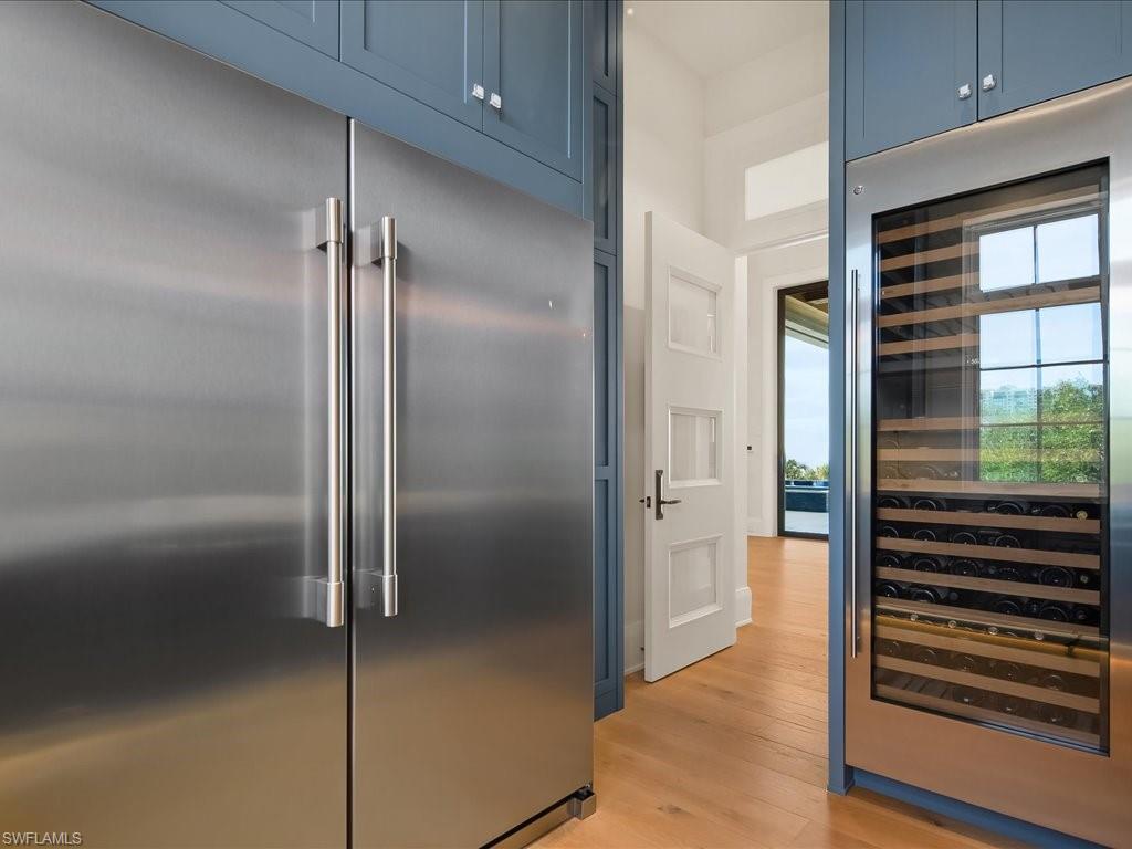 STRAND AT BAY COLONY - Residential